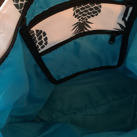 Pool beach bag used once - Picture 2 of 4